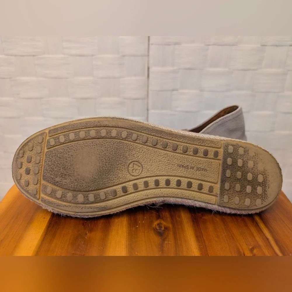 Verbenas Gaudi Taupe Suede Espadrilles Made in Spain Flat‎ Slip On Shoes Size 37